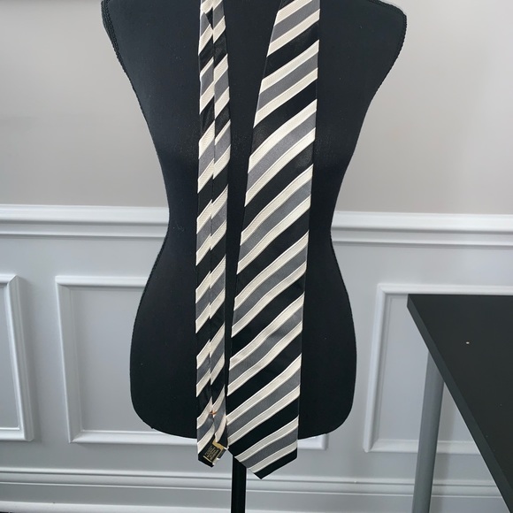 Donald trump suit tie - Picture 1 of 5